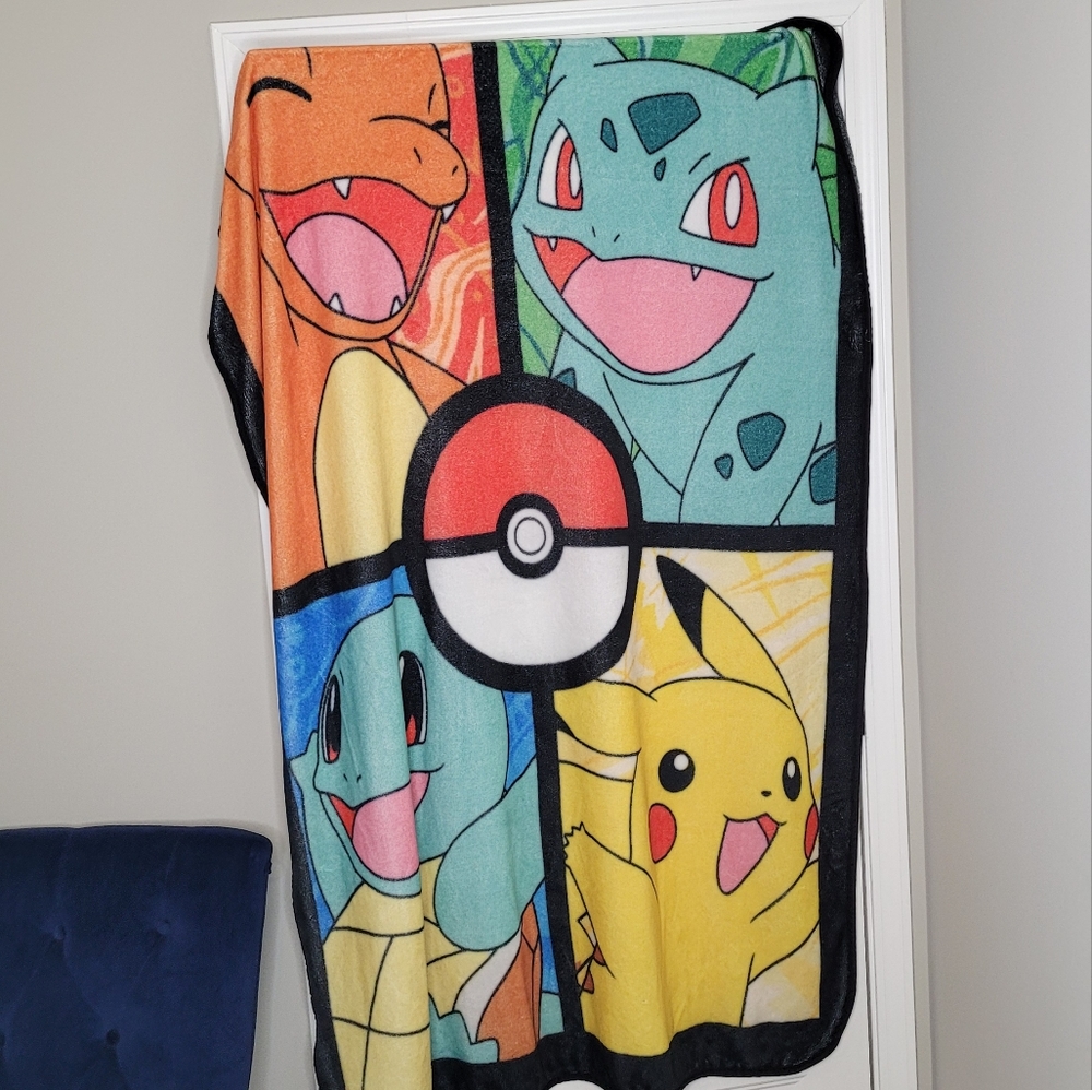 Pokémon Throw Blanket
